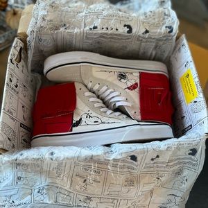 Peanuts by Vans, SK8-Hi Moc